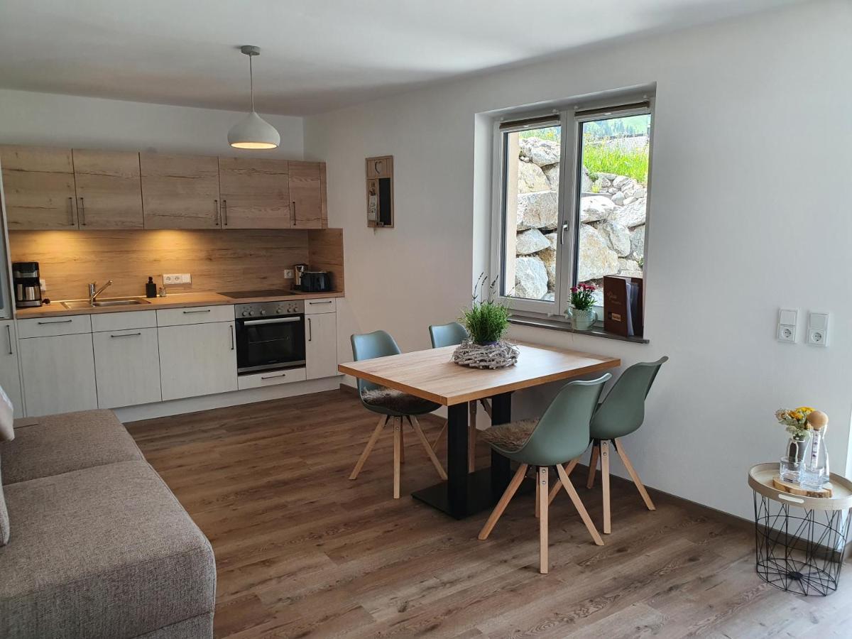 Alpenflair Apartment Berwang Bagian luar foto