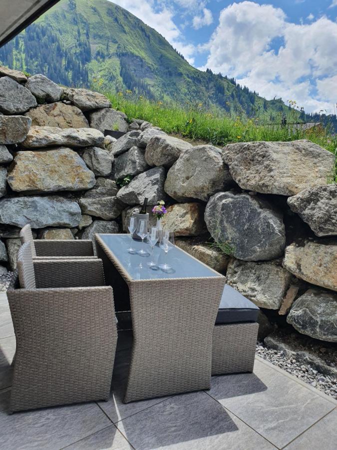 Alpenflair Apartment Berwang Bagian luar foto
