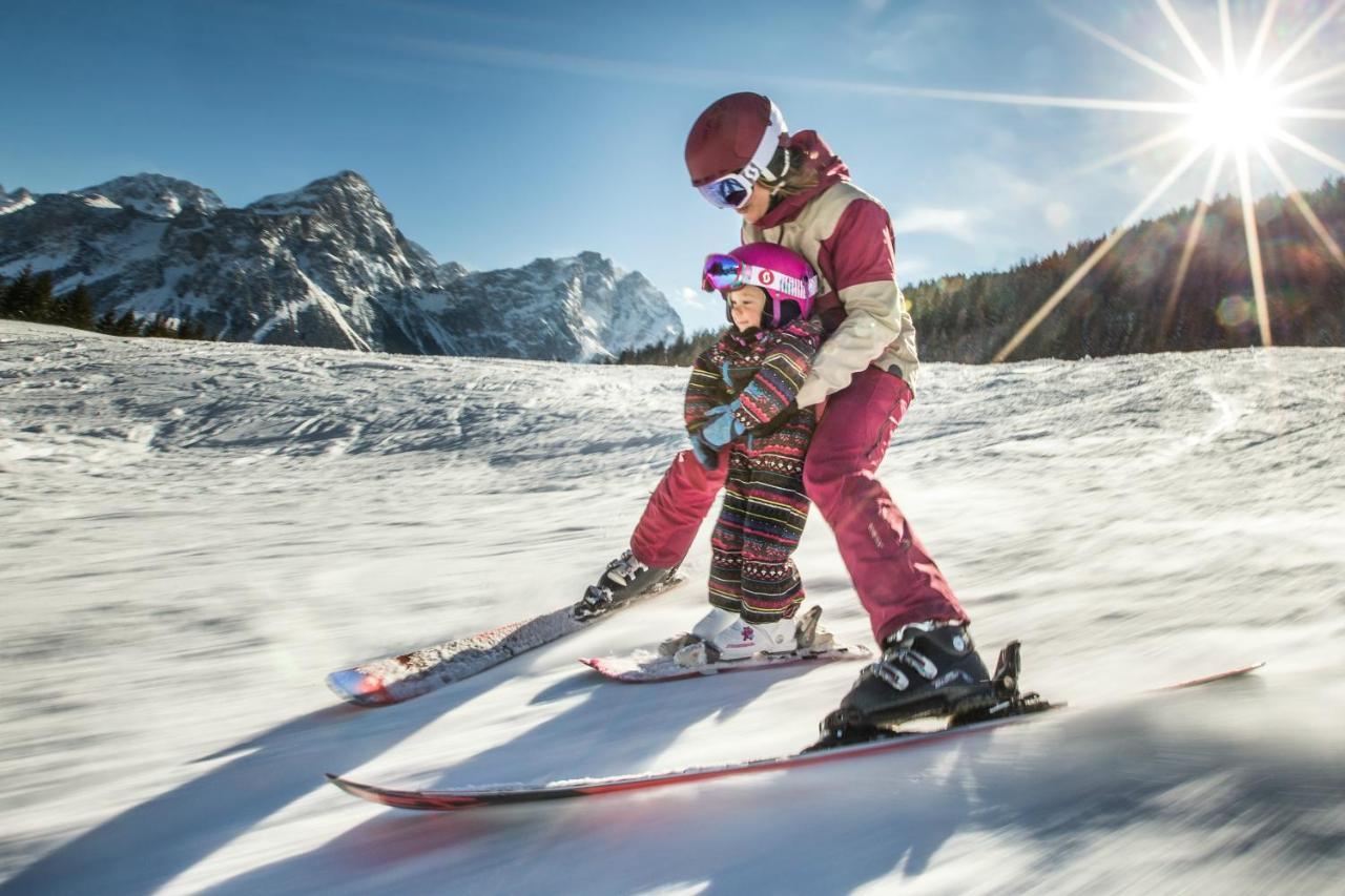 Alpenflair Apartment Berwang Bagian luar foto