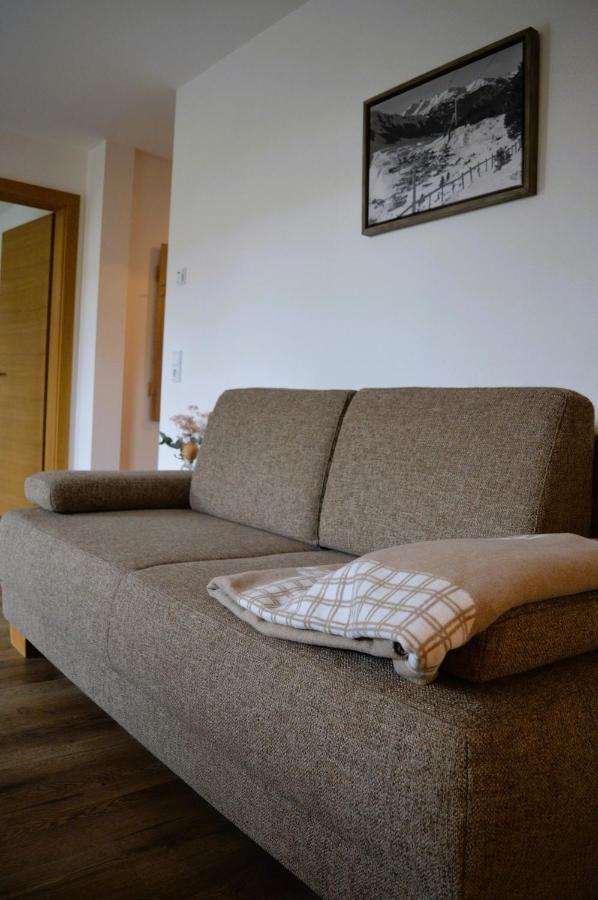 Alpenflair Apartment Berwang Bagian luar foto